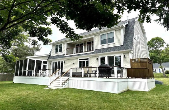 Amazing Lakefront Retreat w/Private Beach, Dock