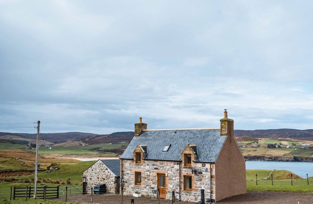 Amazing NC500 Croft House. Perfect for couples and families