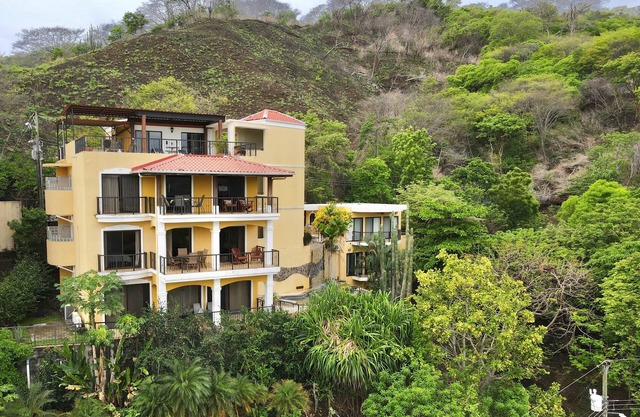 Amazing Ocean View atop Coco Cliffs