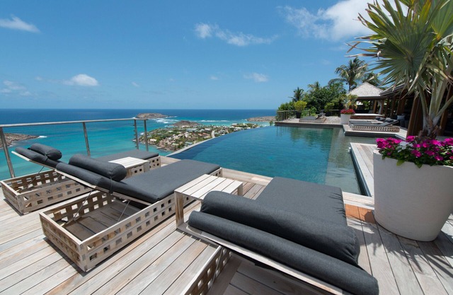 Amazing ocean view 7 bedroom villa with heated infinity pool and jacuzzi