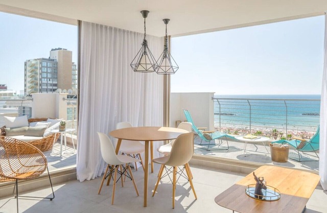 Amazing Sea View Penthouse with Jacuzzi