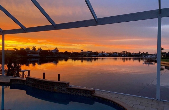 Amazing sunsets, Fishing from the dock, Large lanai & Pool - Villa Boa Vista - Roelens Vacations