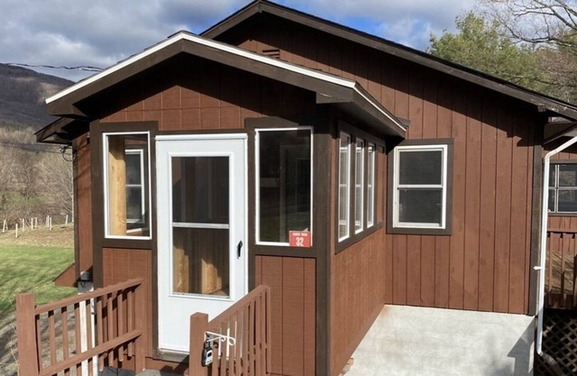 Amazing UPSTATE getaway house,private areaCONTACT HOST BEFORE BOOKING