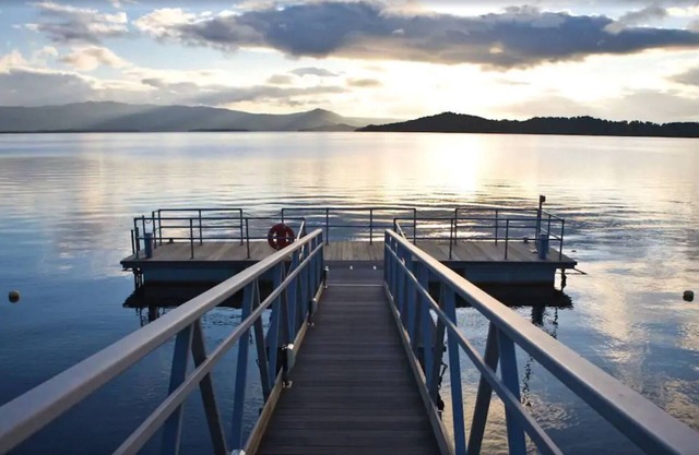 Amazing Views Of Loch Lommond, Pool, Golf, Restaurants & Gym