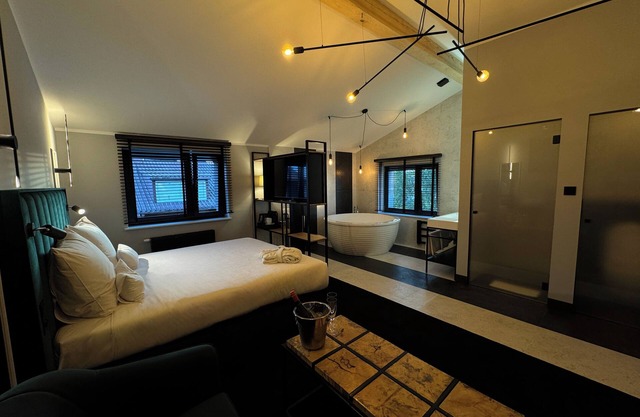 Amber Blue Wellness & SPA