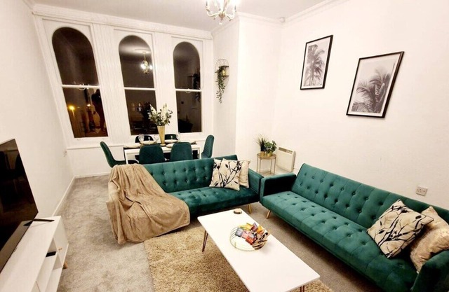 Amberley House Apartment