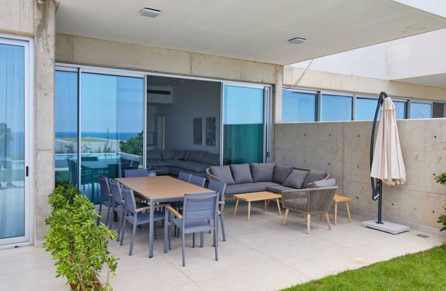 Amchit Bay Beach Residences 2BR w/ Private Pool