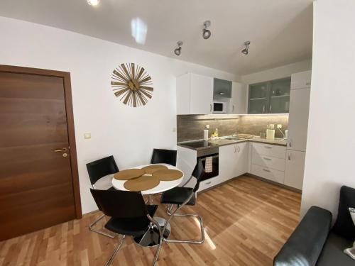 Amel -new luxury apartment close to the beach