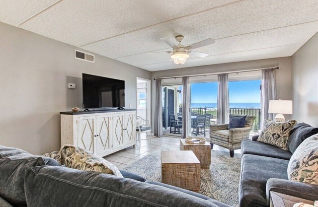 Amelia South F1 - Hosted by Moore AI Rentals