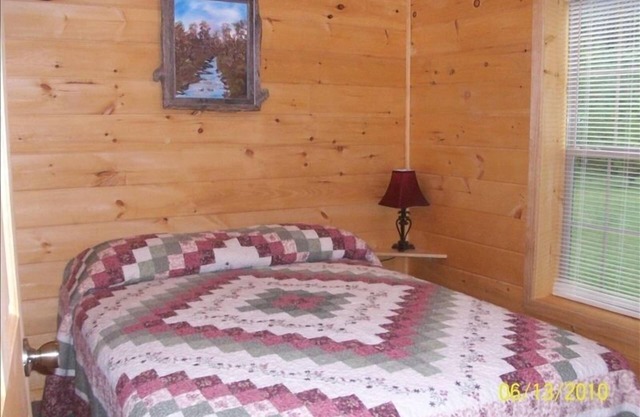 American Pines Cabin, 5 Miles from Mt. Rushmore!