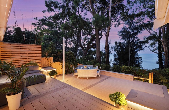 Amethyst: Absolute beachfront, stunning views of Orion Beach, pet friendly