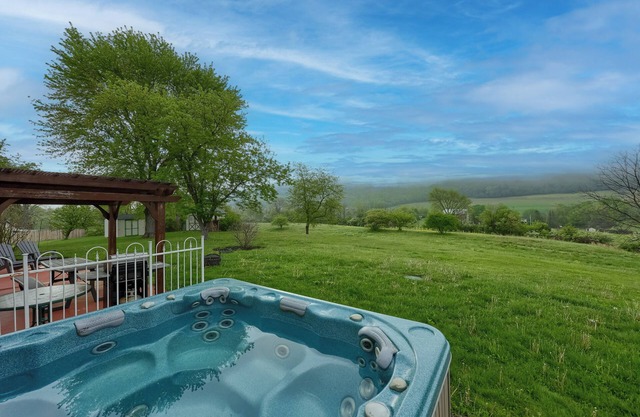Amish Country, Scenic Views, 3 Bedrooms