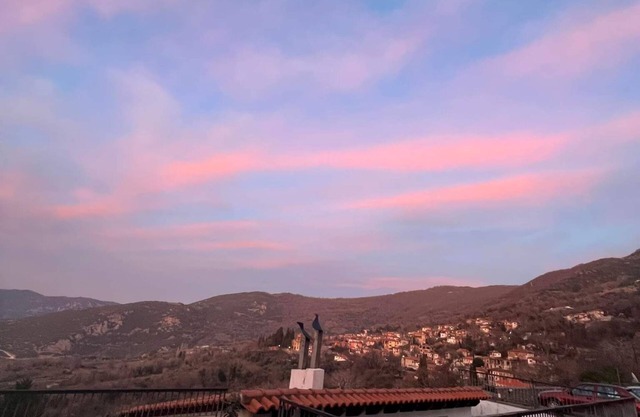 Ampelos Hotel