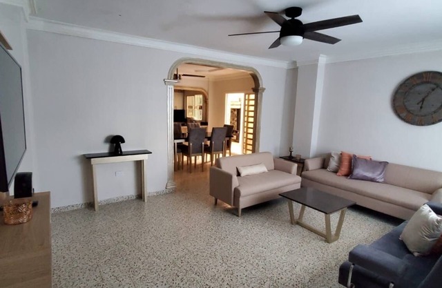 Ample 3-bedroom house with AC, WiFi in delightful Barranquilla