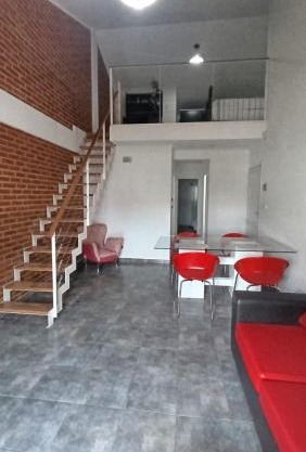 Amplio departamento 6p