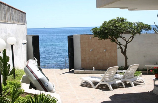 AN APARTMENT ON THE SEA