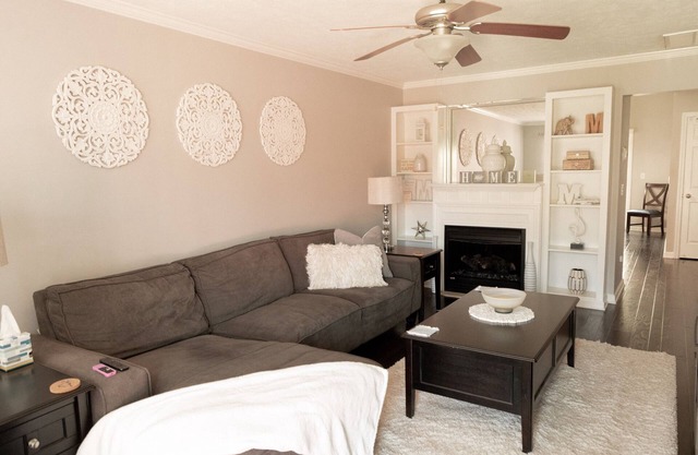 An Extended Stay In a Cozy & Peaceful Haven 15 Minutes From Downtown Nashville