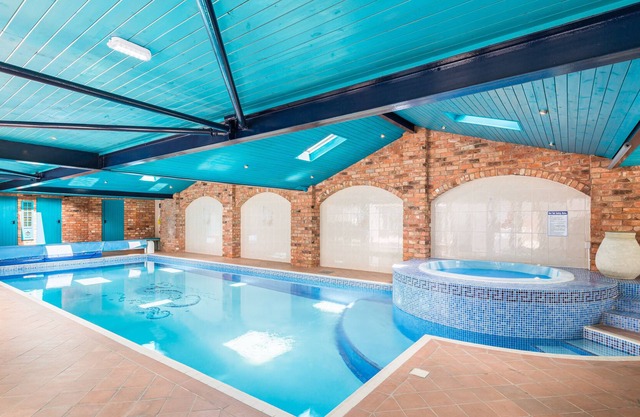 An idylic countryside getaway, with Swimming Pool, Jacuzzi and Sauna!