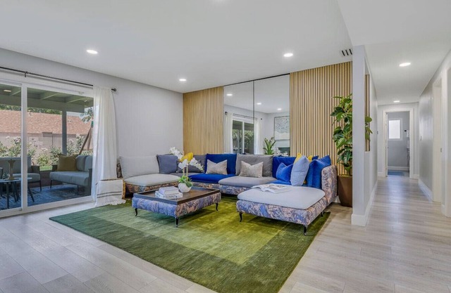 AN15-ST1- Family home with Playground & Hot Tub