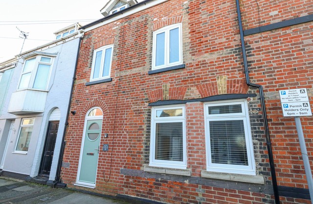 ANCHOR COTTAGE, family friendly, country holiday cottage in Weymouth