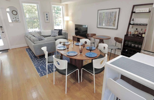 Anchored Abode - Family Friendly Cap Hill