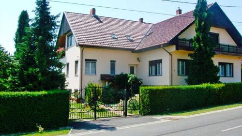 Angéla Vendégház
