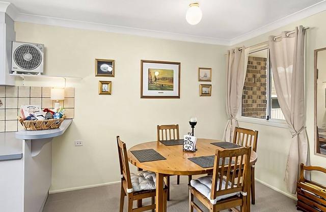 Angelena Villa is a bright and sunny two bedroom villa conveniently located a stroll from the beach.