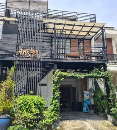 Angler Guest House