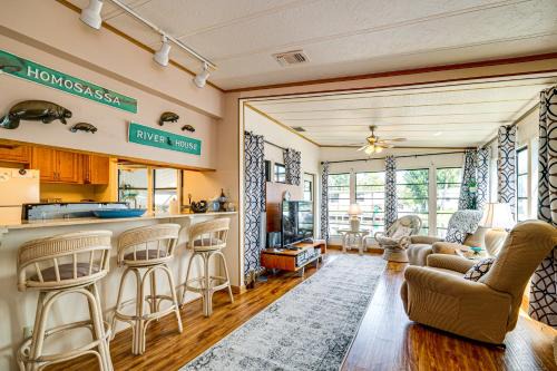 Anglers Paradise! Homosassa River Retreat with Dock