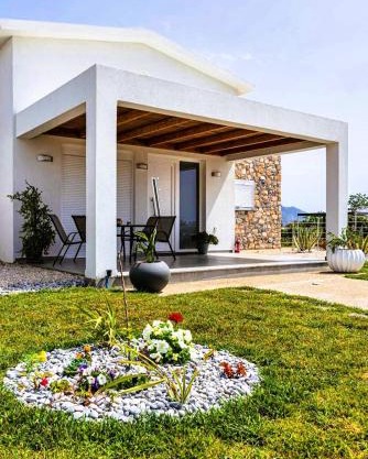 Anna Maria's Maisonette I