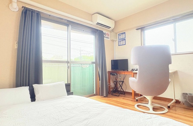 Annex 307 1 queen bed maximum 2 guests Please read the notes before booking/Chikushino Fukuoka