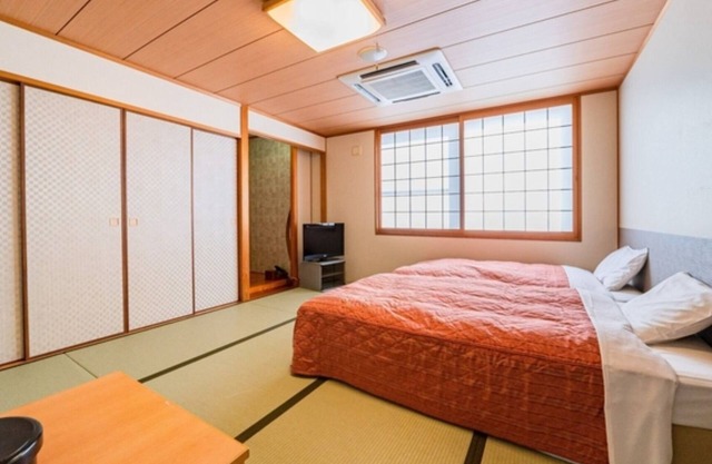 Annex JapaneseWestern Room A Tatami Bedroom /Toon Ehime
