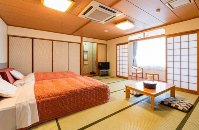 Annex JapaneseWestern Room B Tatami Bedroom /Toon Ehime