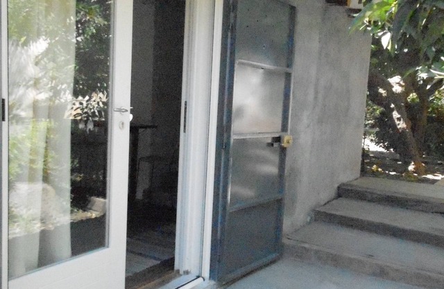 annexe to the house of Esther