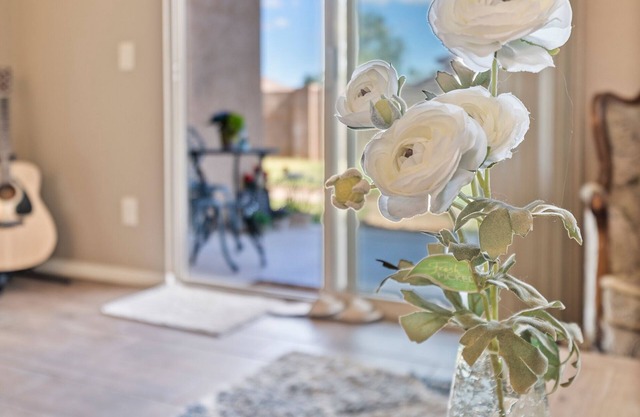 🐦🌵 Antique Style, 1938 sqft Beautiful House near by CanyonVista Medical Center