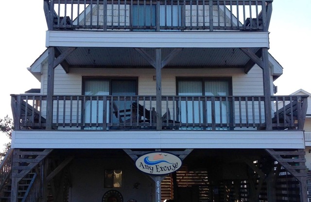 "Any Excuse" - great cottage, great views, great beach access, great get away