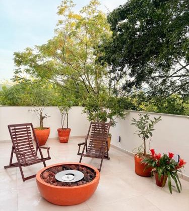 Apê Sunshine| Terraço| Interação com animais