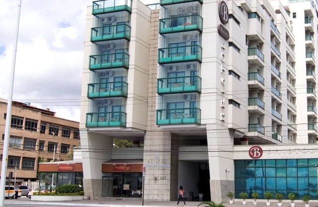 Apê Praia de Camburi | WiFi + Garage