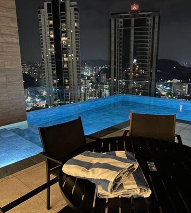 AP Novo Piscina Rooftop