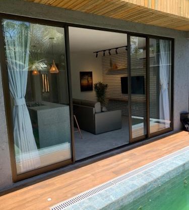 Ap Piscina Privativa Próximo da capela dos Milagres