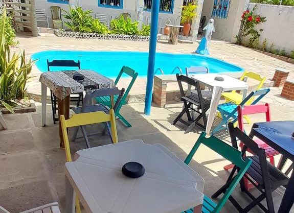 Ap07-A 50 Metros da Praia Flats Mobiliados para 4 pessoas