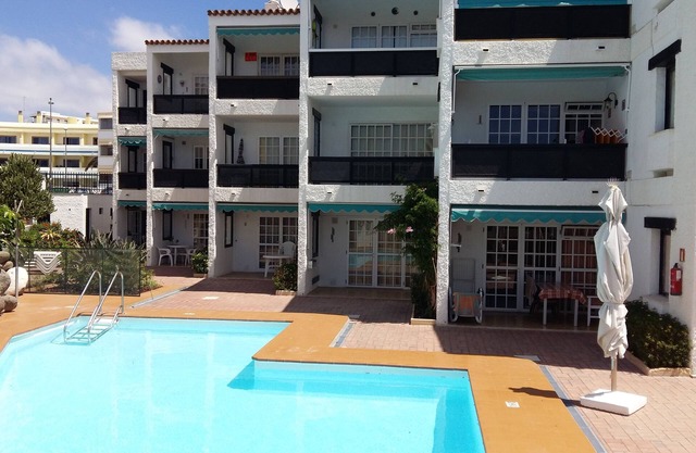 APARTMENT ON THE PROMENADE OF PLAYA DEL INGLES
