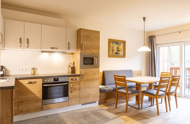 Apartment #4 with 2 bedrooms for up to 7 people