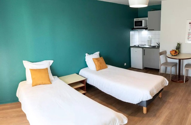 Apart'Hotel Brest - Studio 2 People Twin