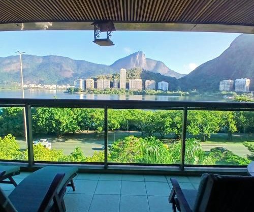 Apart-Hotel Vista Frontal em Ipanema