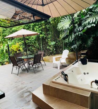 Aparta Hotel LOFT Campestre Jacuzzi Poblado apt 107