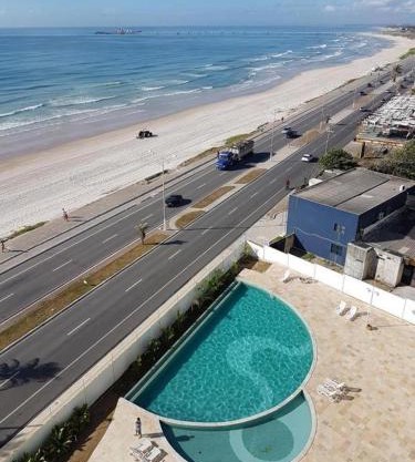 Apartamento 02 quartos completo, BEIRA-MAR com piscina