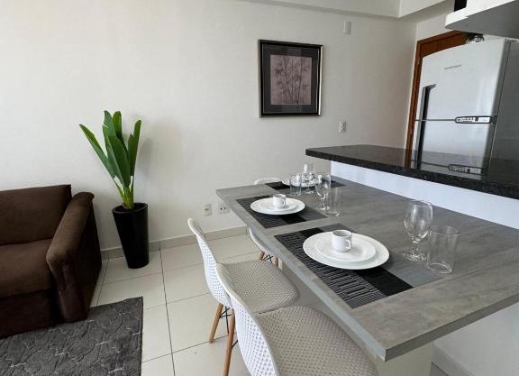 Apartamento 2 Dormitórios, Bueno