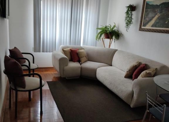 Apartamento 2 dormitórios, wifi, ponta da praia, predio em frente ao mar - Santos