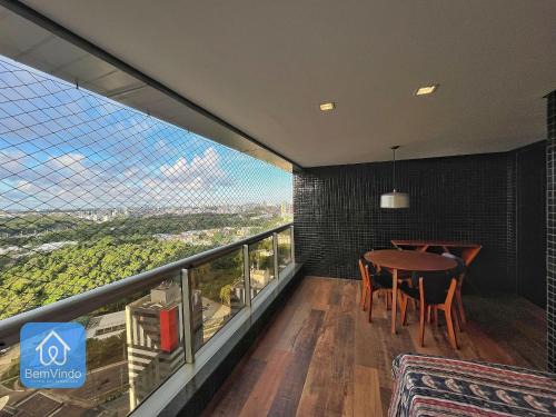 Apartamento Amplo com varanda no Salvador Prime
